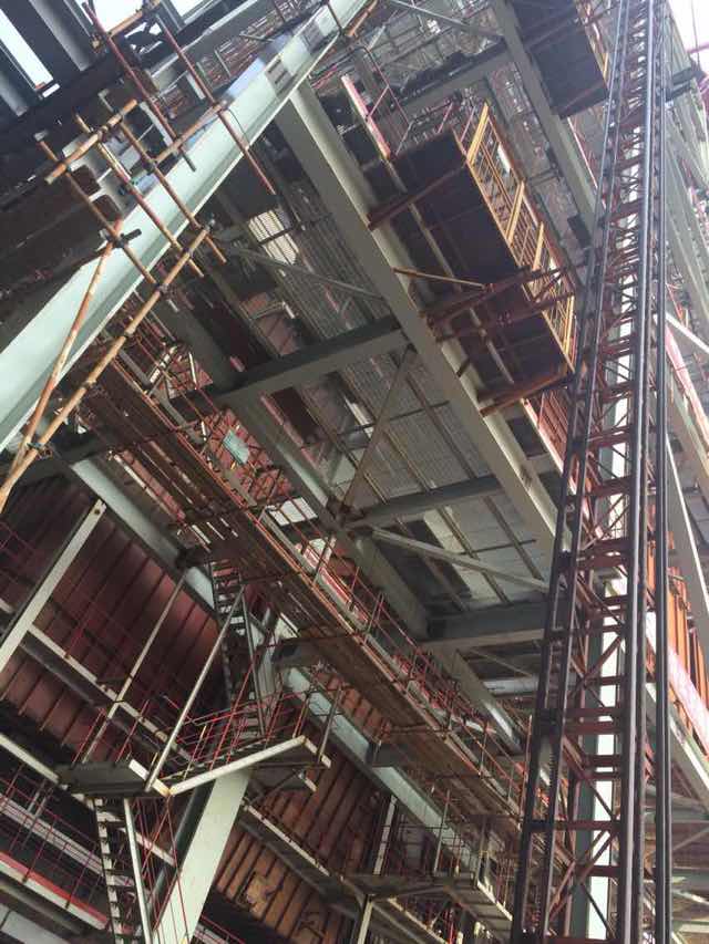 鋼格柵板安裝現(xiàn)場(chǎng)-13